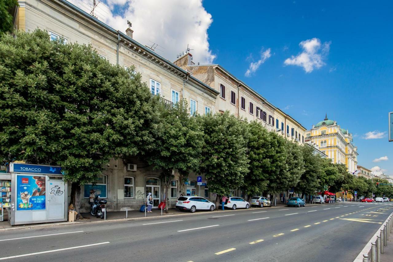 Apartments Carpathia Rijeka Eksteriør billede